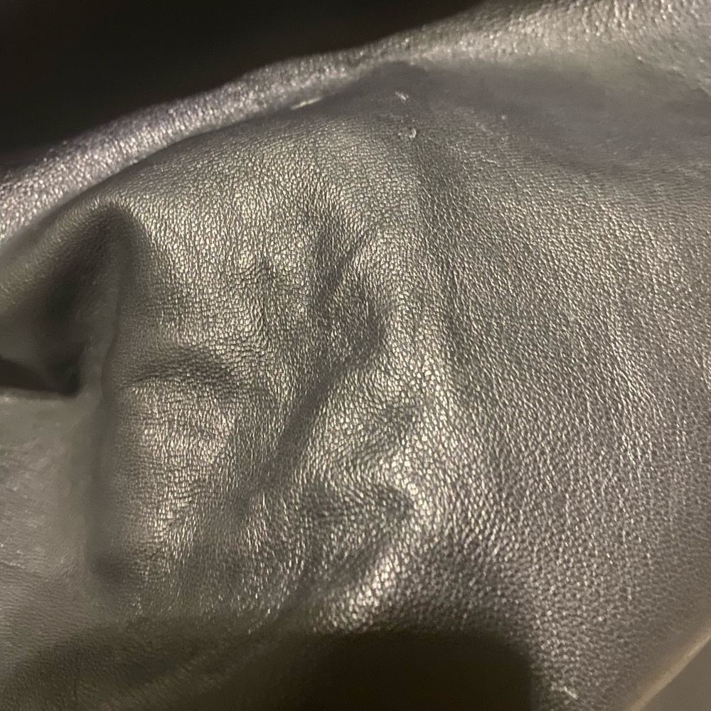 Andrew Marc: vintage black leather pencil skirt - Picture 2 of 6
